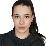 Ragazza madre lingua italiana di 21 anni offre aiuto compiti per italiano (letteratura e grammatica) e spagnolo